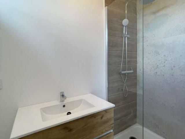 location 6 pièces meublée de 120 m² à Albi