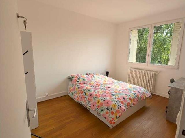 location 6 pièces meublée de 128 m² à Limeil Brévannes