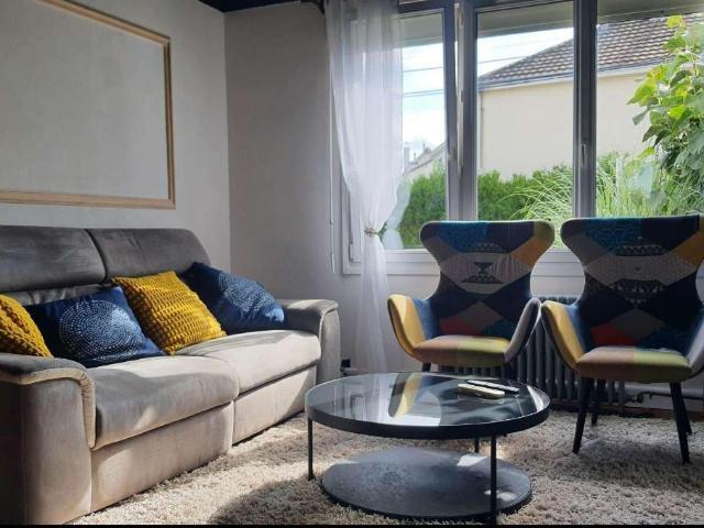 location 6 pièces meublée de 128 m² à Rezé