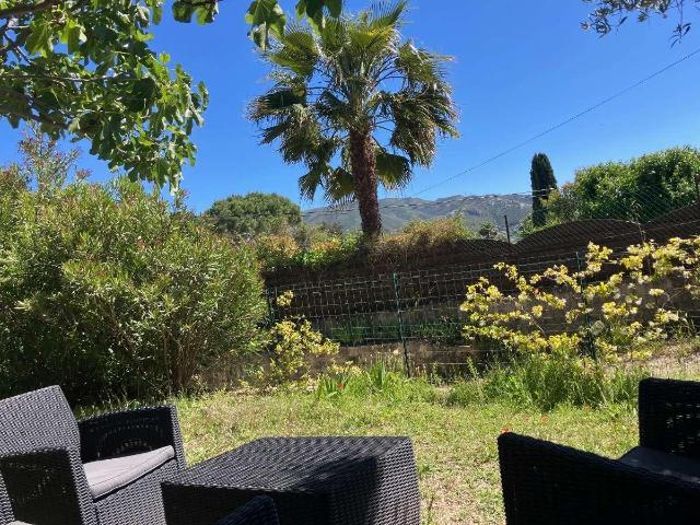 Location 6 pièces meublée de 130 m² à Marseille
