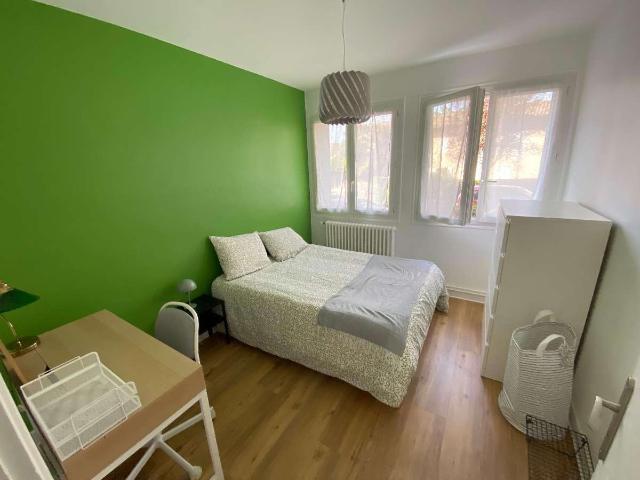 location 6 pièces meublée de 71 m² à Valence