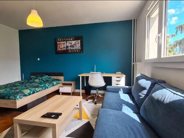 location 6 pièces meublée de 95 m² à Échirolles