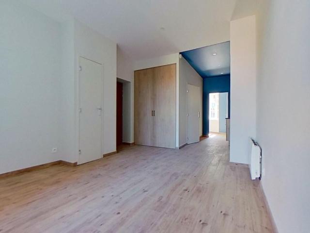 Location 7 avenue Camille Rousset Bron 69500 001 T2 Non meublé 745 €CC Plusse