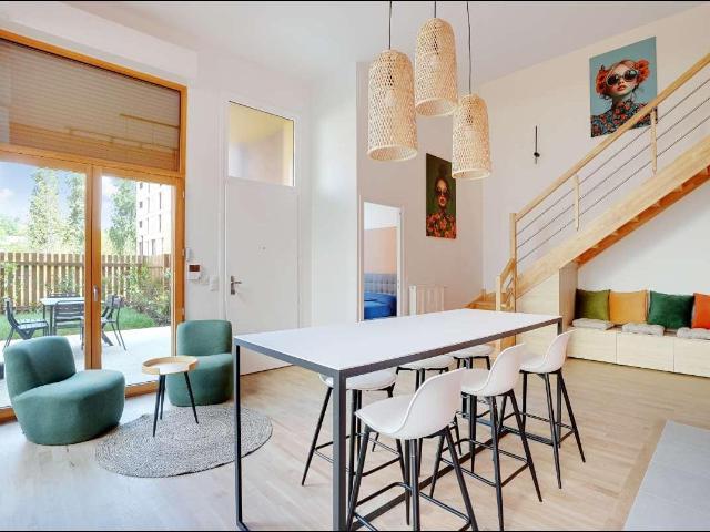 location 7 pièces meublée de 150 m² à Bobigny