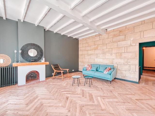 location 7 pièces meublée de 180 m² à Bègles