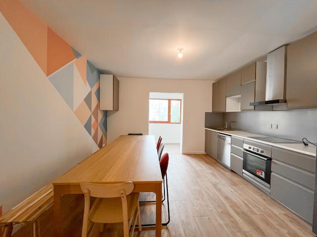 location 8 pièces meublée de 152 m² à Drancy