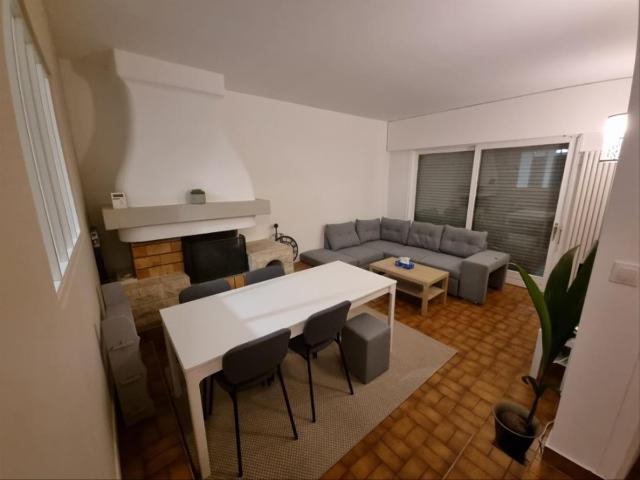 location 8 pièces meublée de 186 m² à Vitry sur Seine
