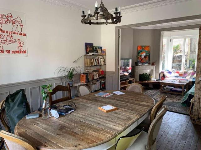 location 8 pièces meublée de 110 m² à Aubervilliers