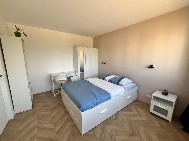 location 8 pièces meublée de 78 m² à Chevilly Larue