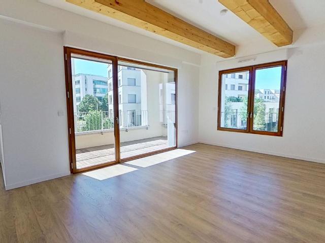 Location 8 rue du Docteur Socrate Saint Ouen sur Seine 93400 104 T3 Non meublé 1695.8 €CC Plusse