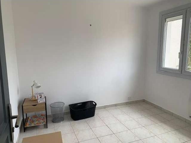 location 9 pièces meublée de 140 m² à Orsay