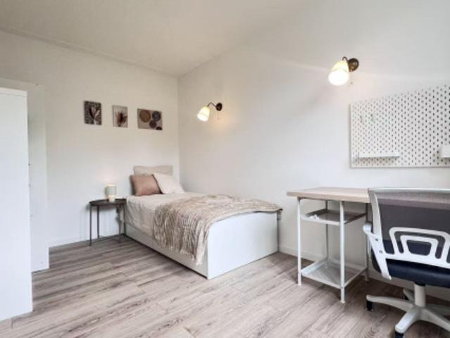 location 100% Féminine Créteil Préfecture NEUF