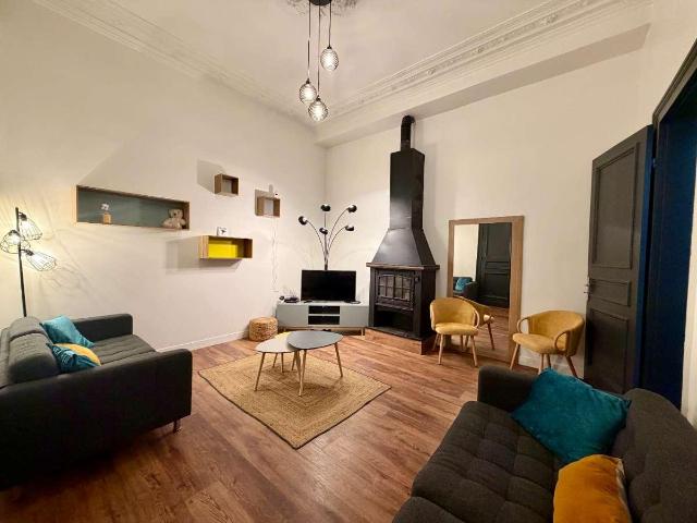 location 10 pièces meublée de 200 m² à Roubaix