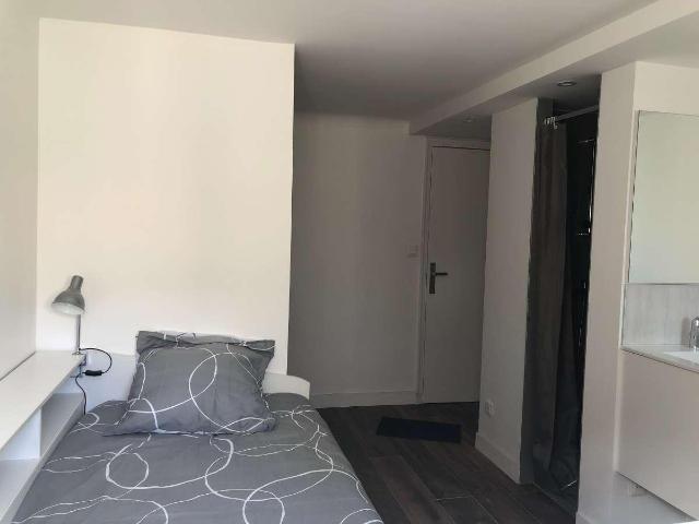 location 10 pièces meublée de 200 m² à Saint Sébastien sur Loire