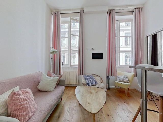 Location 18 rue Ferrandière Lyon 69002 T2 Meublé 690 €CC Plusse
