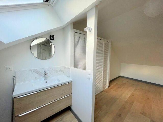Location 2 pièces mansardé Orléans