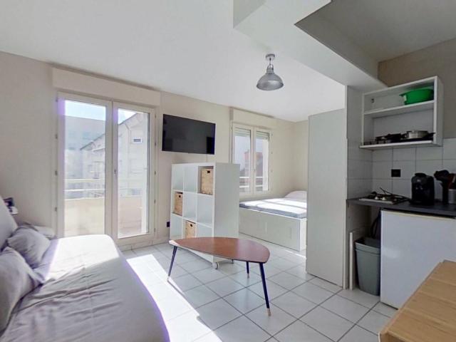 Location 315 rue André Philip Lyon 69003 T1 Meublé 700 €CC Plusse