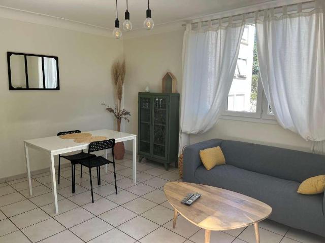 location 3 pièces meublée de 65 m² à Saint Sébastien sur Loire