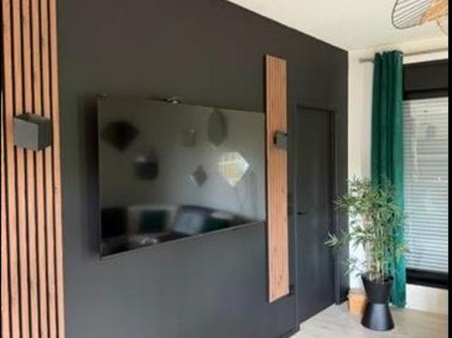 Location 3 pièces meublée de 70 m² à Bordeaux