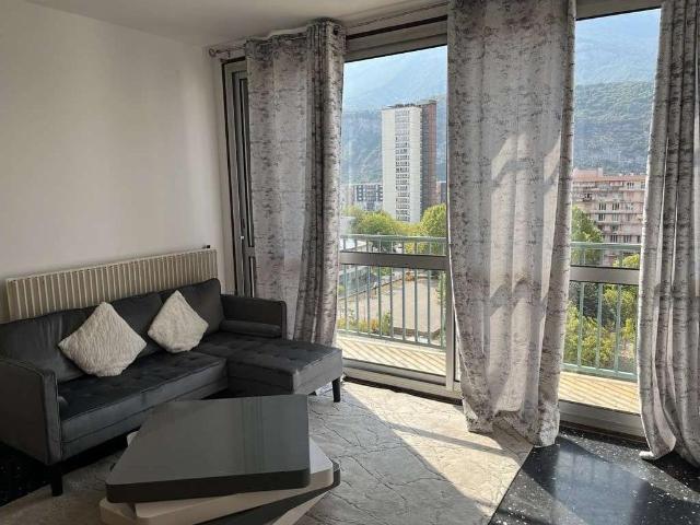 location 3 pièces meublée de 70 m² à Échirolles
