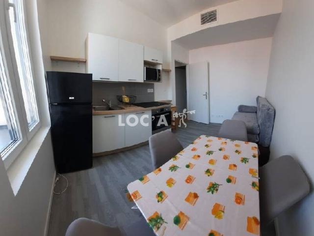 Location T3 46 m² à Villeurbanne 1 160 ¤ CC /mois