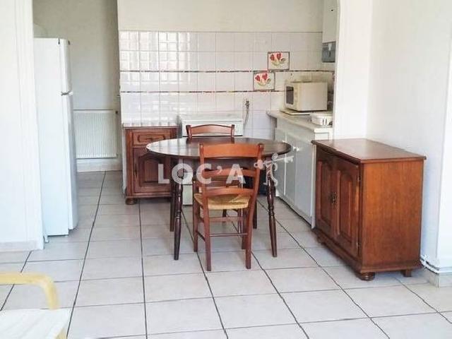 Location T3 48 m² à Lyon 3 996 ¤ CC /mois