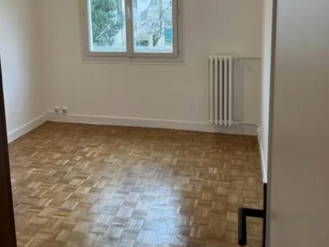 Location T3 55m2 Aubervilliers refait à neuf