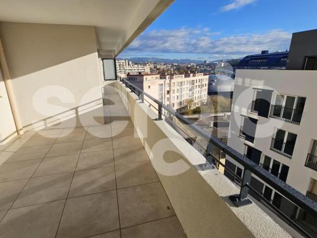 location t3 59 m² marseille 13004