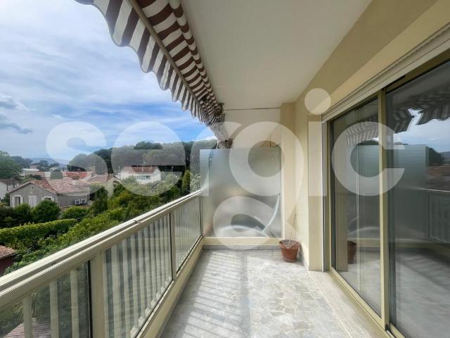 location t3 59 m² le cannet 06110