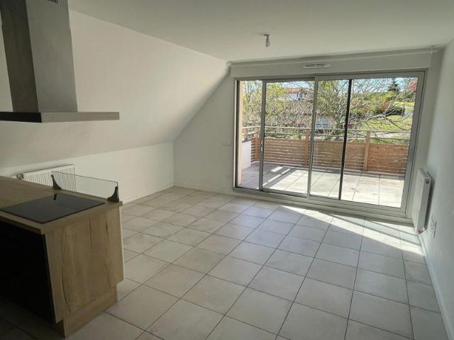 Location T3 63 m² à Bayonne 780 ¤ CC /mois