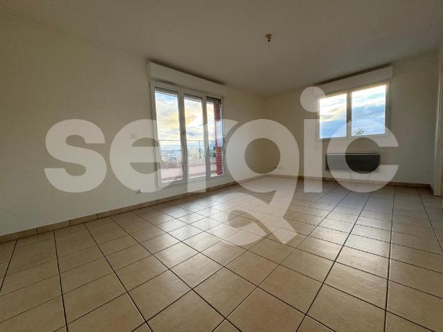 location t3 60 m² orleans 45000