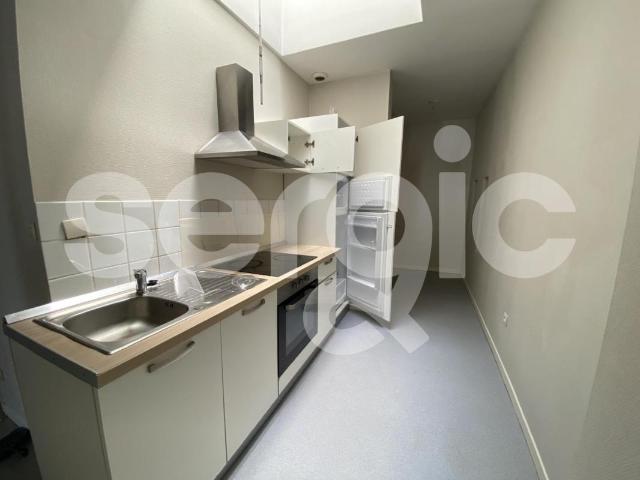 location t3 76 m² lille 59800