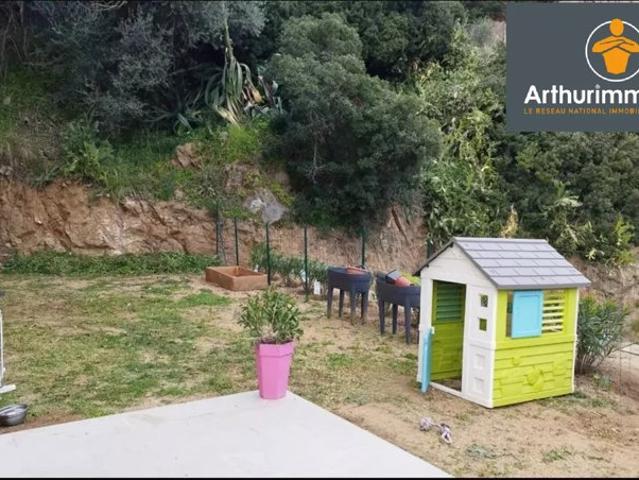 Location T3 avec terrasse et jardinet Bastelicaccia