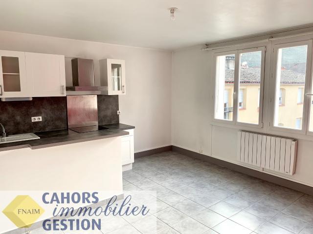 Location T3 CŒUR DE VILLE CAHORS | CAHORS IMMOBILIER GESTION