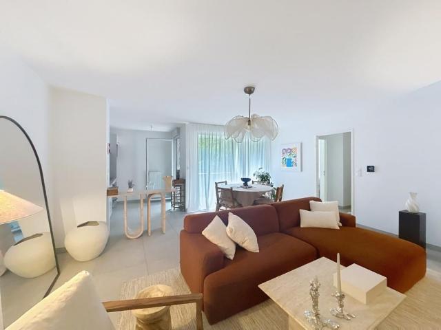 Location T3 de 70 m² avec terrasse et place de parking Compans, 31
