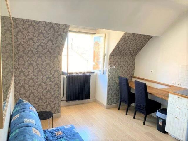 Location T1 14 m² à Dijon 500 ¤ CC /mois