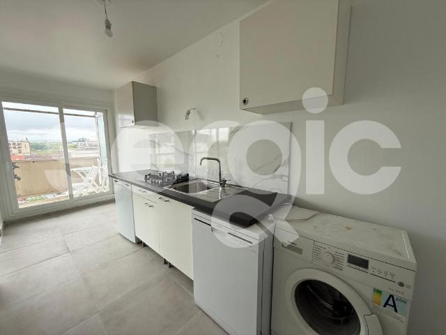 location t1 bis 56 m² reims 51100