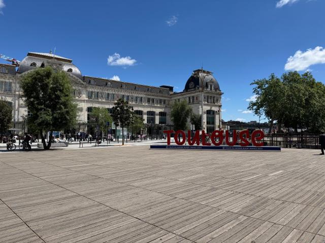 LOCATION T1 BIS MEUBLE SECTEUR JEANNE D'ARC / MATABIAU