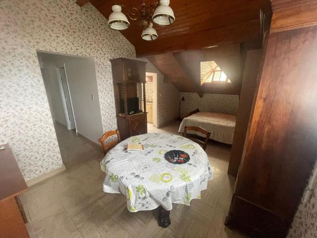 LOCATION T1 MEUBLÉ QUARTIER STE ANNE