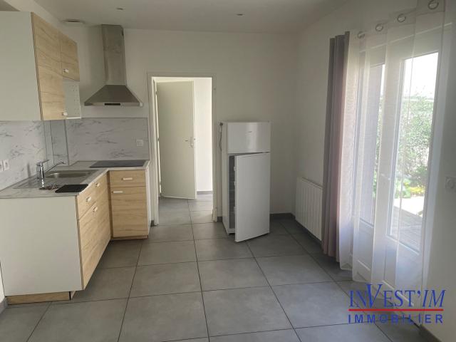 LOCATION T1 SAINT GENIS LAVAL
