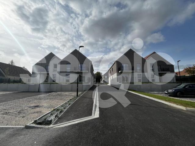 location t2 42 m² meru 60110
