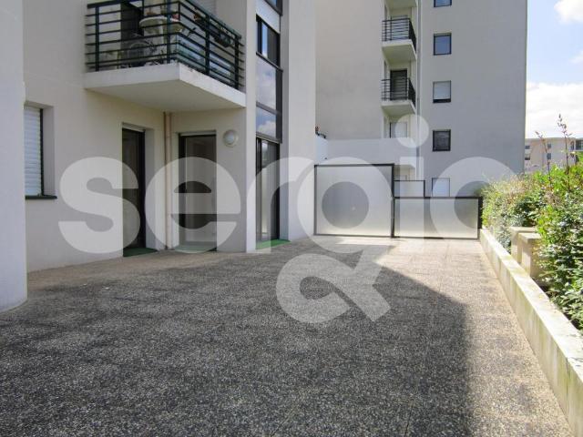 location t2 47 m² angers 49100