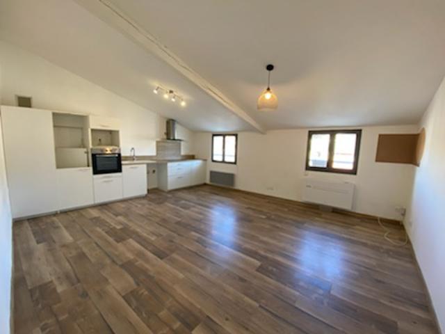 Location T2 47m2 rénové neuf LORGUES