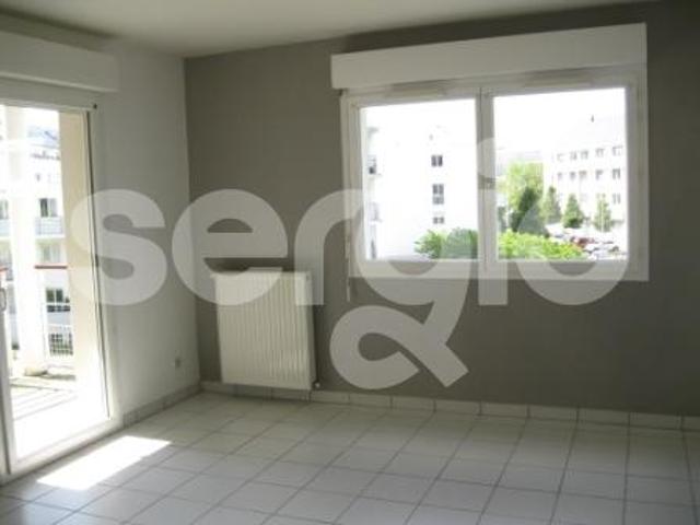 location t2 45 m² nantes 44200