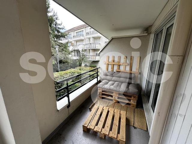 location t2 48 m² lille 59800