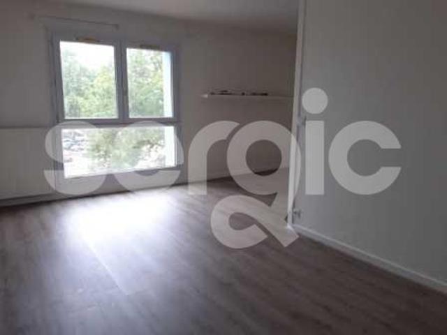 location t2 50 m² nantes 44200