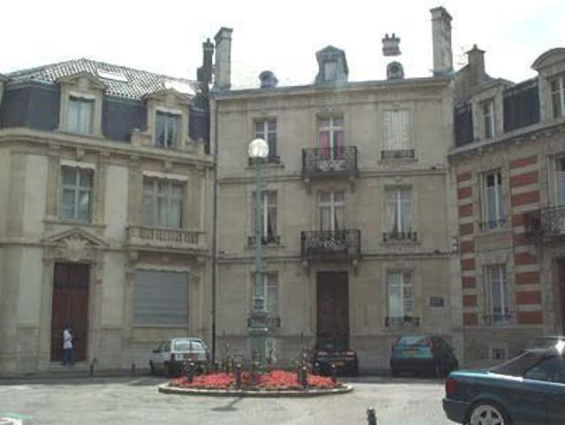 location t2 76 m² nancy 54000