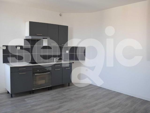 location t2 28 m² lille 59160
