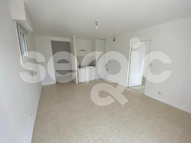 location t2 33 m² amiens 80000