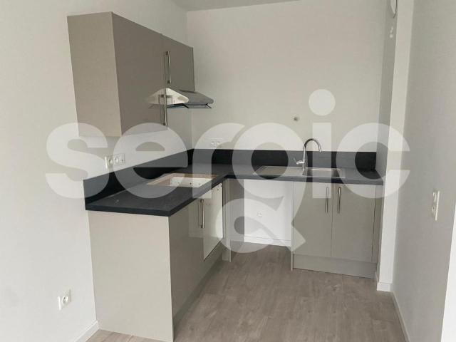 location t2 39 m² amiens 80000